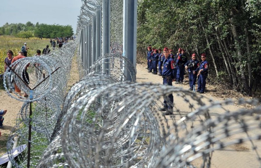 Mali i Zi planifikon ngritjen e gardhit me tela në kufi me Shqipërinë