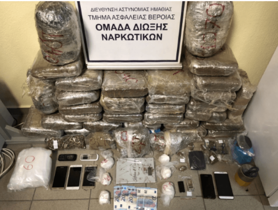 Trafikonin drogë, pranga dy shqiptarëve