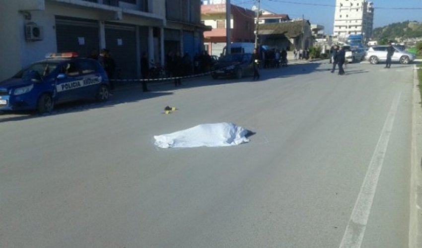 EMRI/ Hidhet nga kati i pestë i pallatit, ndërron jetë 57-vjeçari