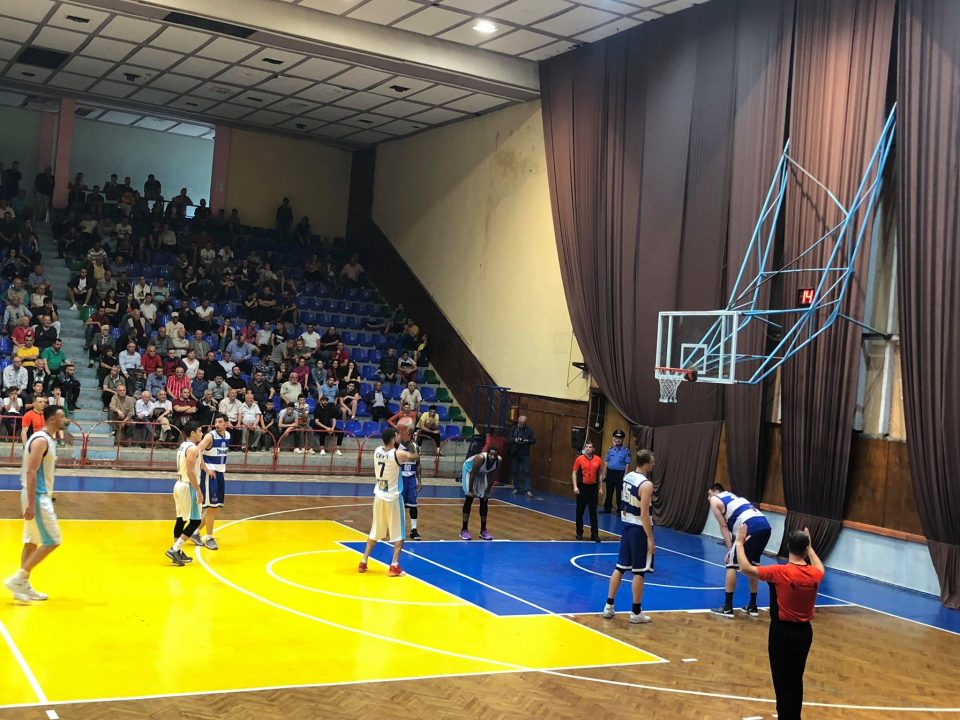 Basketboll/ Teuta përmbys Tiranën, s’e le të ngrejë Kupën