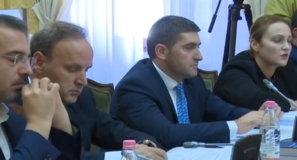 Prokurorët shqiptarë drejt Italisë. A do të flasin Habilajt kundër Tahirit?