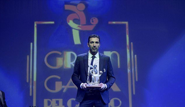 Cigaret, akullore dhe diploma false, ja veset e Bufon