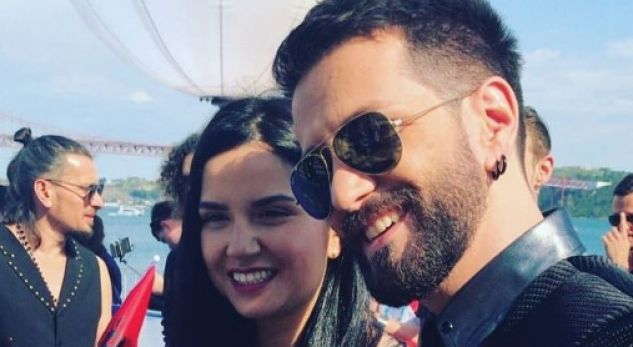 “A është bërë xheloze Andia për Elenin?” Përgjigjet Eugenti