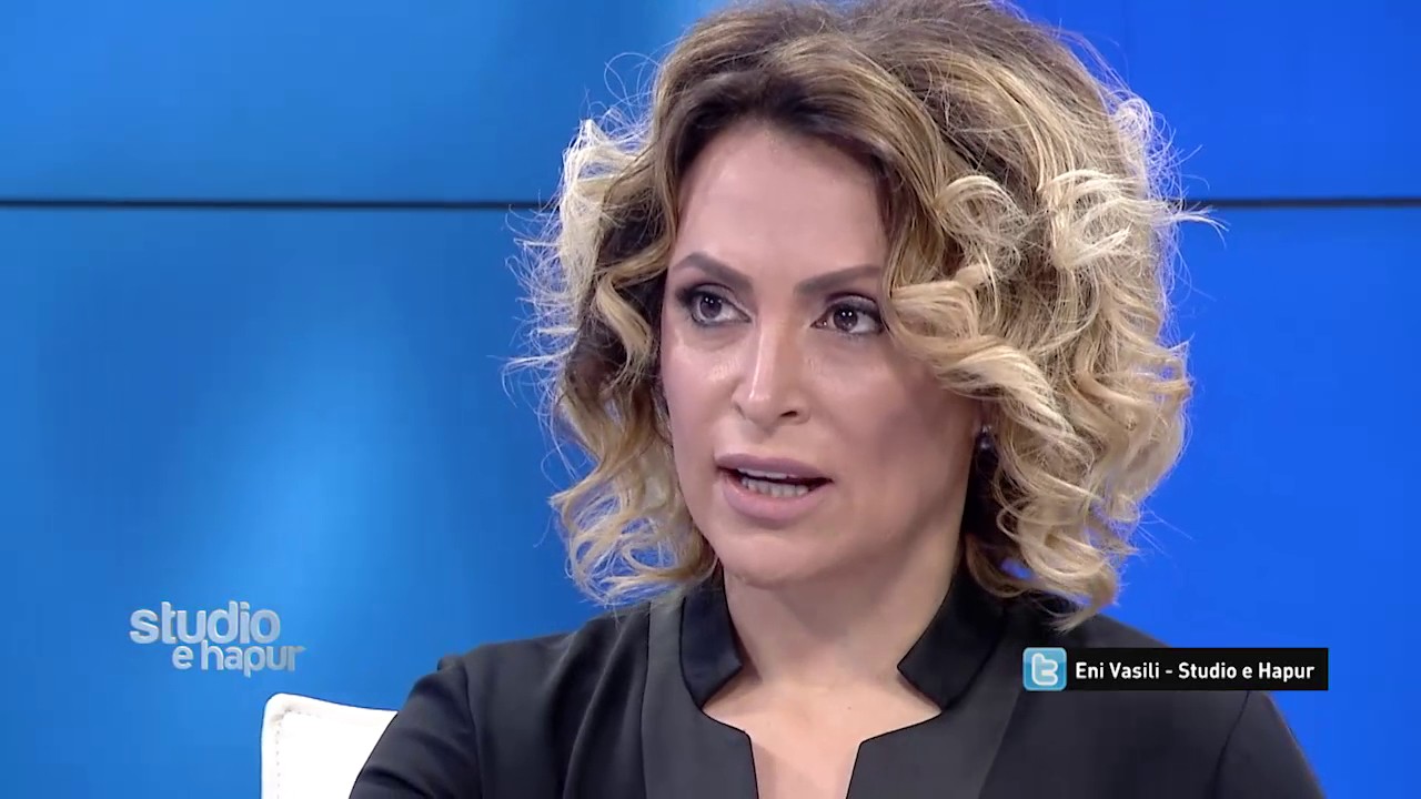 Eni Vasili: Në 97-ën shkoja të jepja lajmet me tank