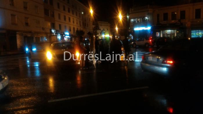 Përplasja e dy “Benz”-ave në Durrës, të plagosurit jashtë rrezikut për jetën