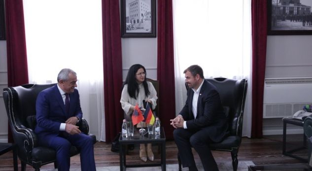 Ruçi takon deputetin gjerman. Hahn: Vendimi për negociatat i shoqëruar me kushte të qarta