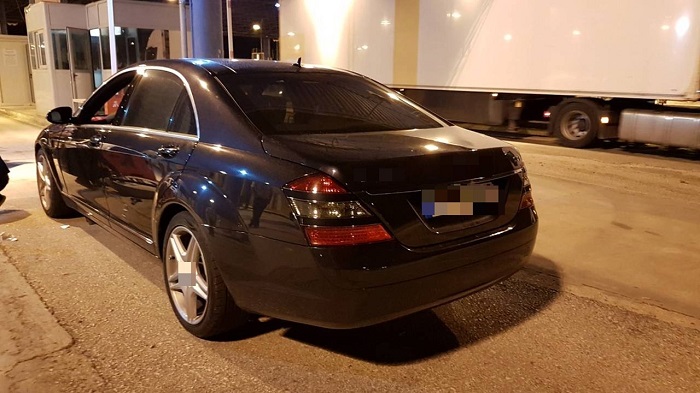 Të bësh trafik heroine me makinë luksoze “Mercedes-Benz S-Class”