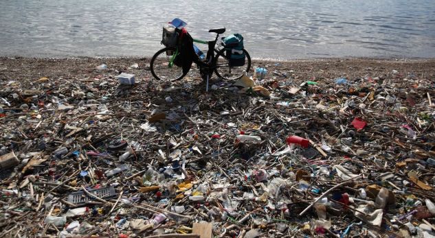 BE propozon ndalimin e përdorimit të plastikës