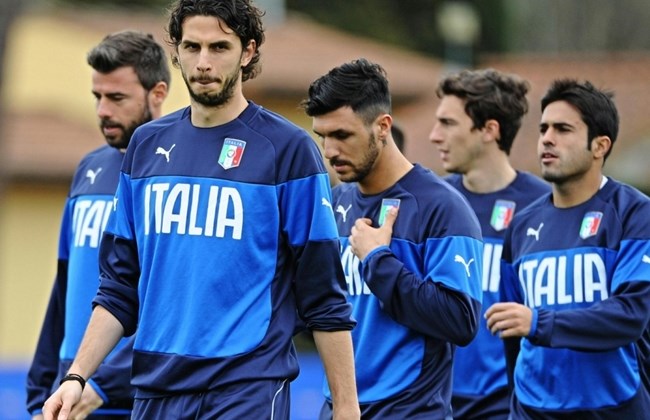 Merr fund pritja, Italia zgjedh trajnerin e ri