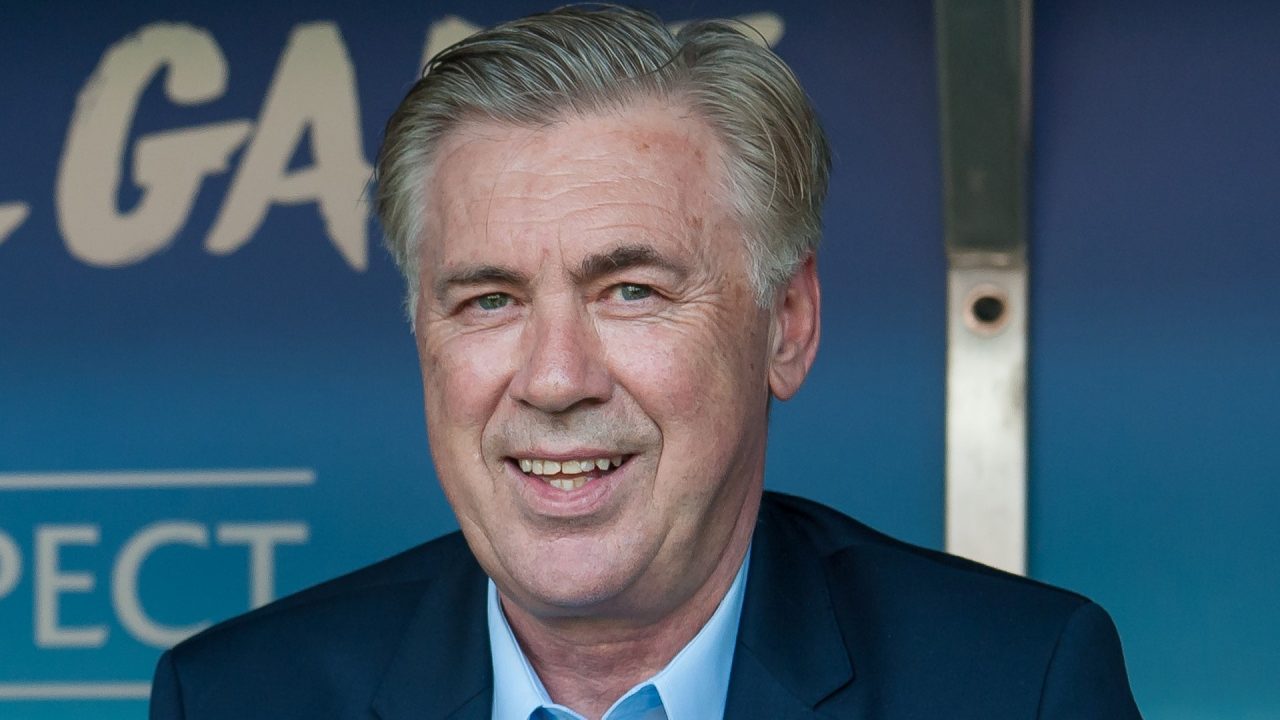 Napoli, ideja e çmendur e De Laurentiis: Ancelotti për stolin?!