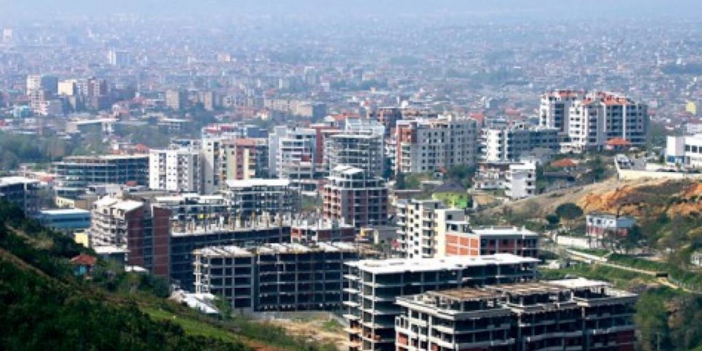 Raporti i Eurostat/ Lajm i keq për ata që jetojnë me qira në Tiranë