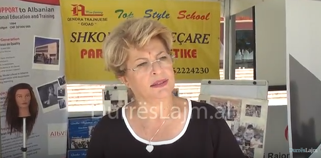 Panairi i punës në Durrës/ Shkolla e parukeri-estetikës që mundëson punësimin direkt të të rinjve (VIDEO)