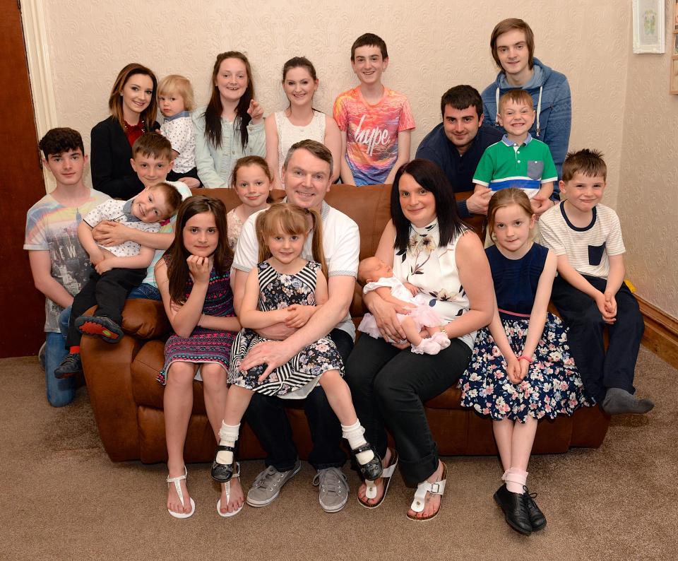 Familja që po pret të vijë në jetë fëmija i 21-të (FOTO)