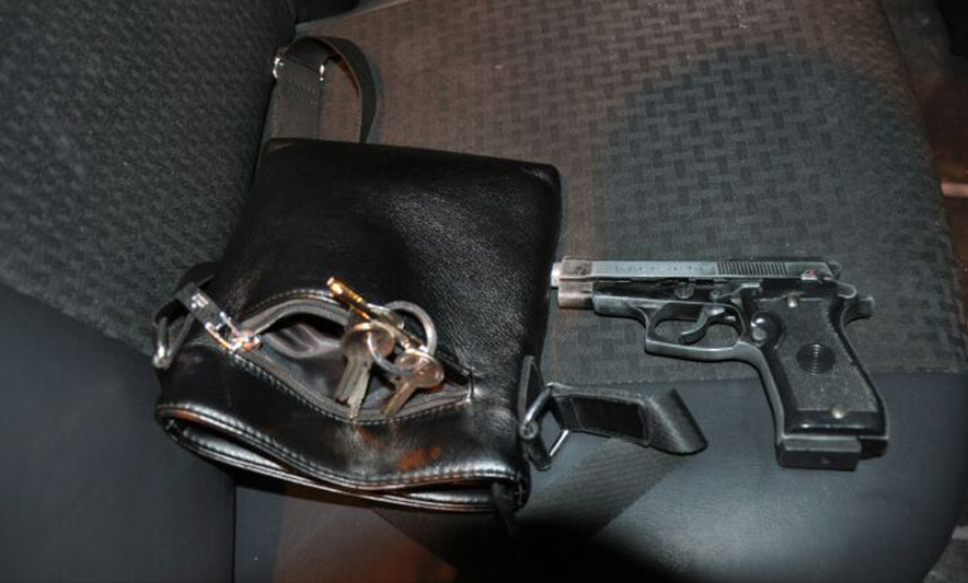 Sekuestrohen 40.8 kg kanabis, në pranga 28-vjeçari, shoku i ikën policisë