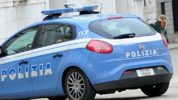 Përleshje mes të rinjve, plagoset një shqiptar në Itali