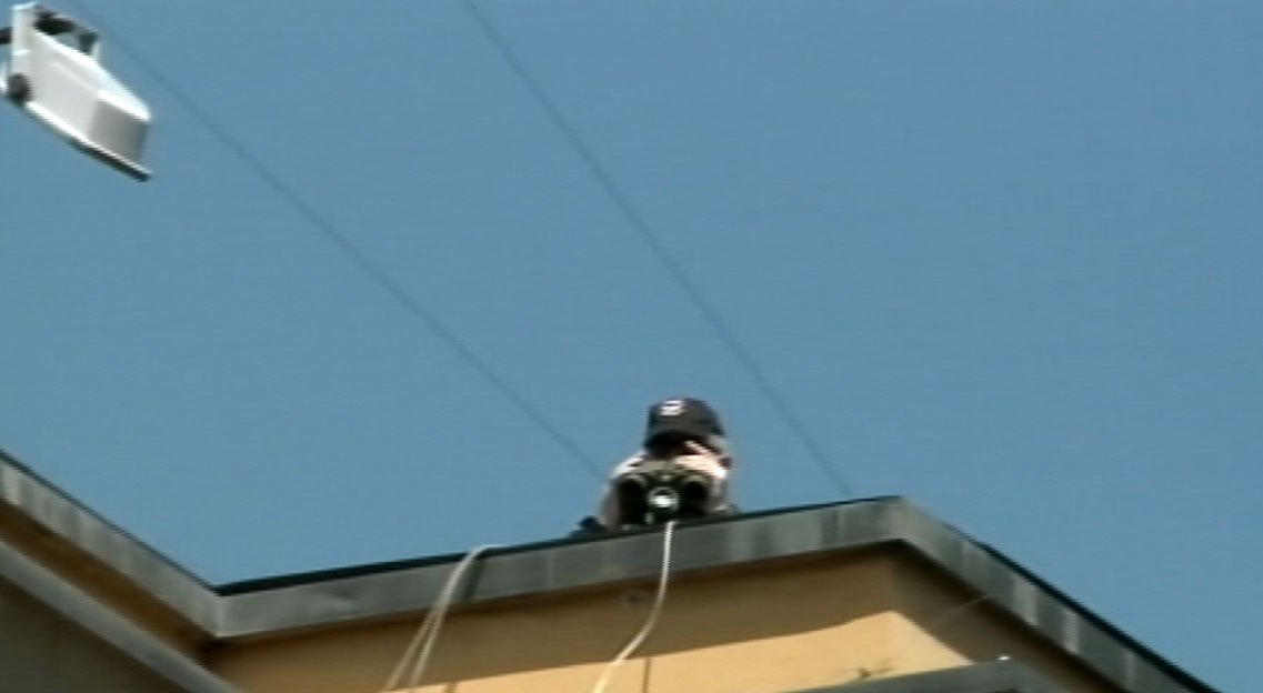 Protesta e opozitës/ Siguri maksimale, snajper mbi Kryeministri