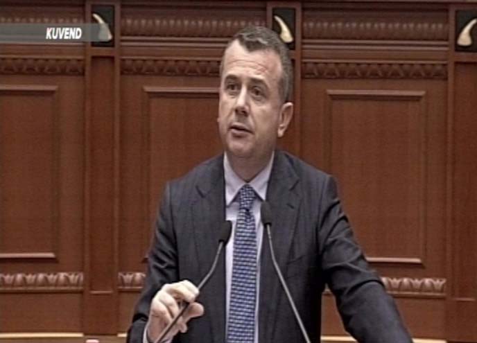 Bllokimi i foltores nga opozita, Balla: E turpshme, shqiptarët duan vepra dhe jo fjalë