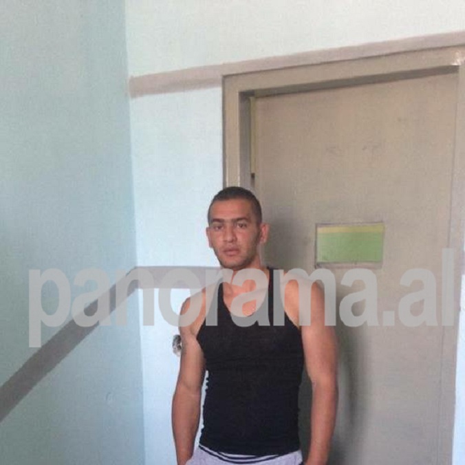 FOTO/ Vdiq në Komisariat, ja cili është 27-vjeçari babai i tre fëmijëve