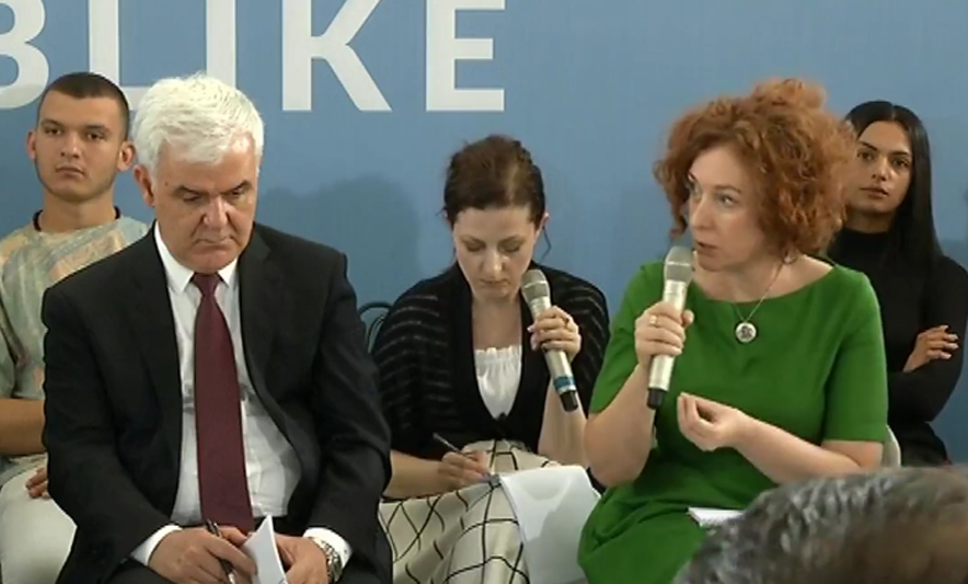 Vlahutin: Mos ikni nga vendi për azil, Shqipëria është pjesë e Europës