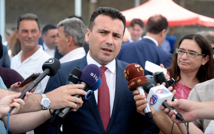 Kryeministri Zaev i gatshëm për takim me liderët