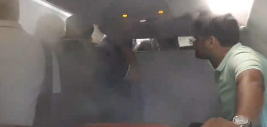 Panik në avion (VIDEO)