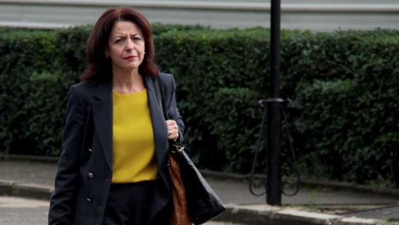 Burri i Mimoza Hafizit padit LIBRA-n: Duhet të më kthejë 2.5 milionë lekë