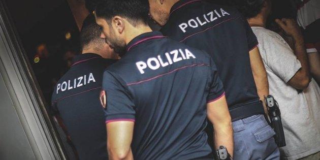 EMRAT/ Rrahën me shkop bejsbolli tregtarin, në pranga shqiptari dhe dy italianë