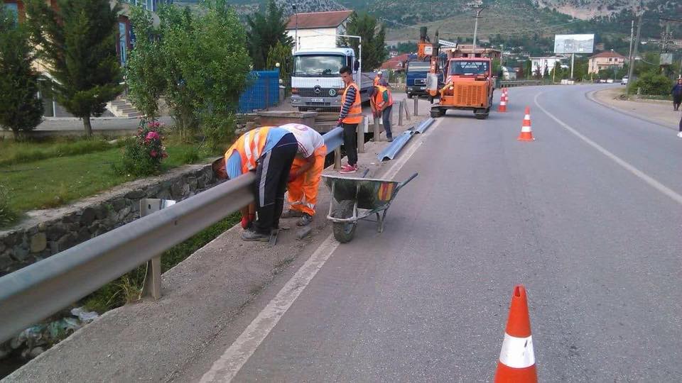 Punimet në autostradë, Rama publikon fotot dhe jep lajmin e mirë! (FOTO)