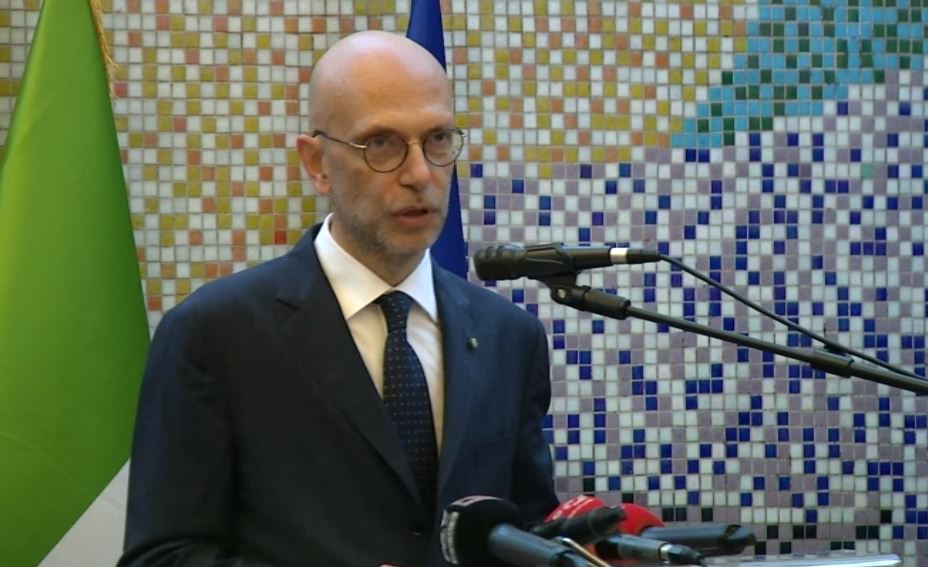 Italia pro hapjes së negociatave të Shqipërisë me BE