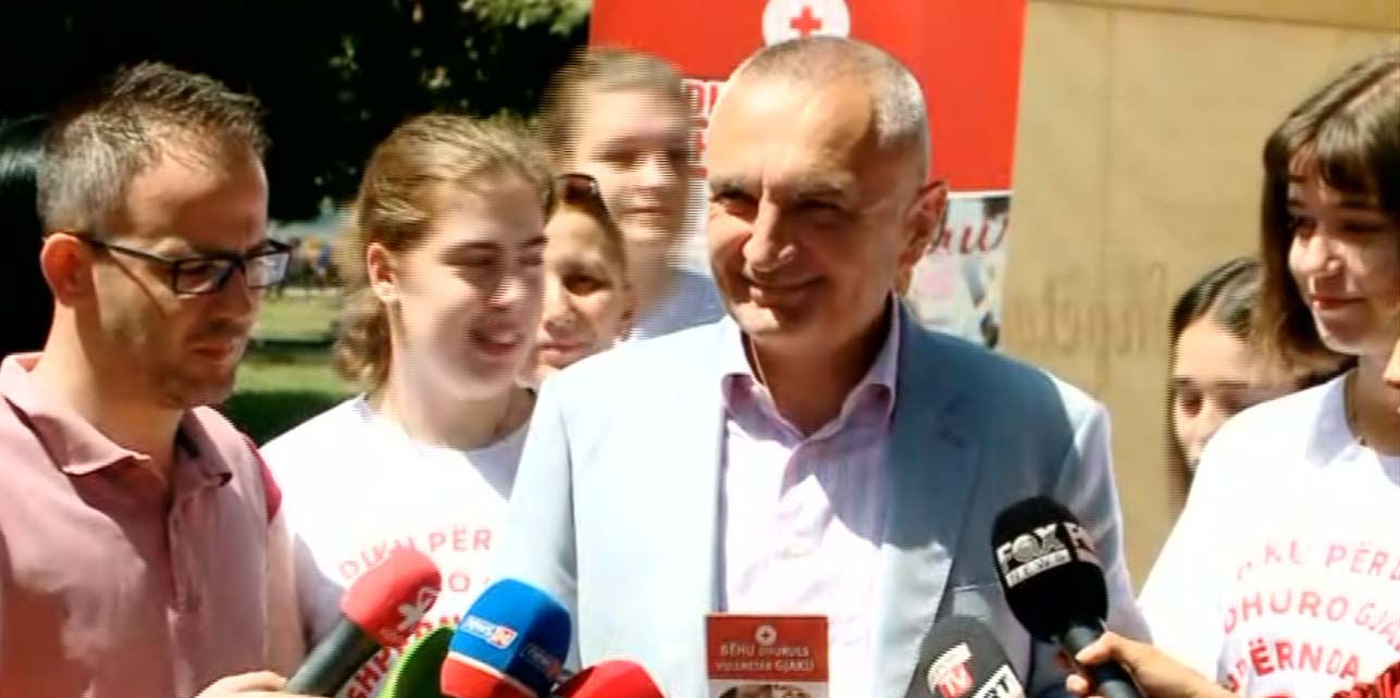 Presidenti Meta sqaron takimin me Ramën: Çfarë biseduam në zyrë