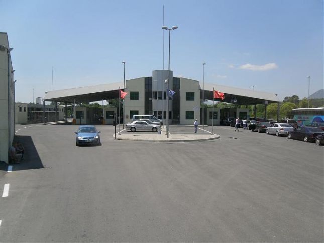 Dy adoleshentët nga Durrësi kalojnë kufirin në mënyrë të paligjshme