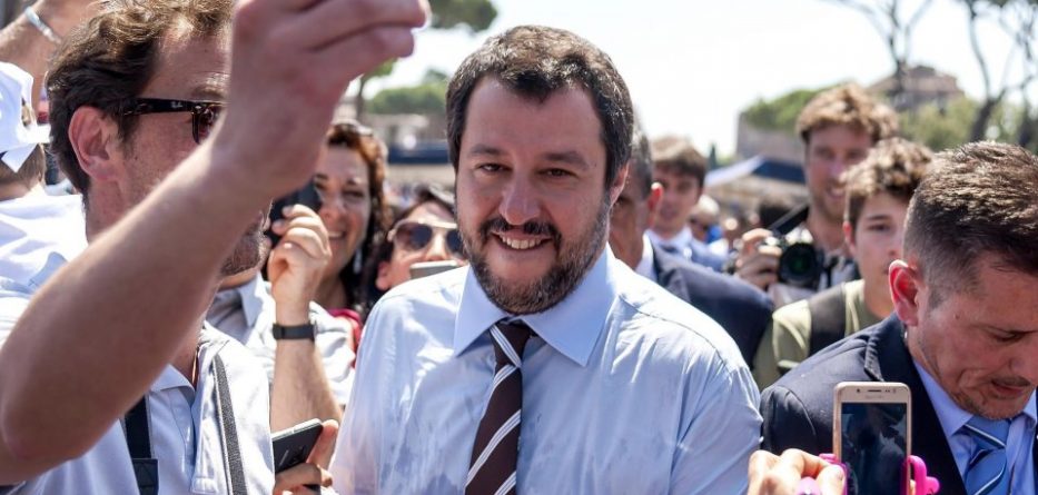 Salvini, emigrantëve: Bëni gati valixhet