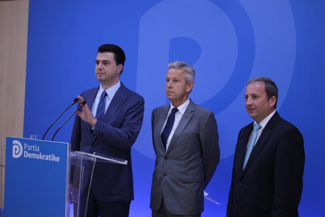 Deputeti austriak në Tiranë: Jemi të shqetësuar për çështjen e ministrit Xhafaj!