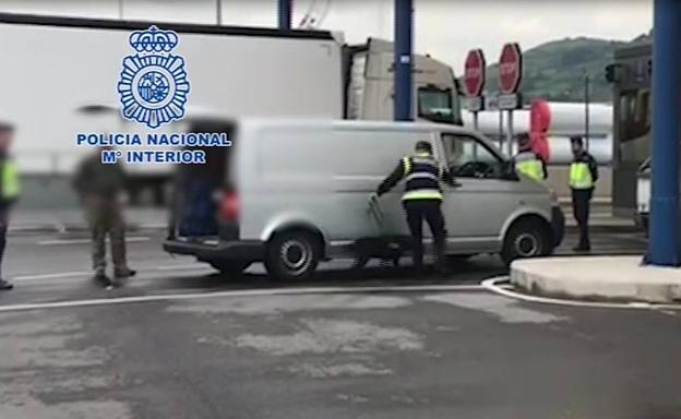 Spanjë, shkatërrohet rrjeti që trafikonte shqiptarë në Angli