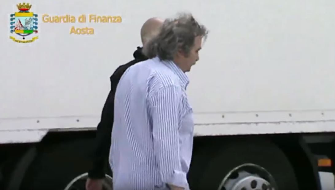 EMRAT/ Trafikuan 2.5 mln euro drogë, 63 vite burg për shqiptarët