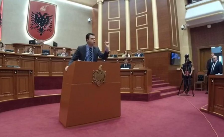 Basha-Braçes: Ti zar i bandave të Lushnjes, pusho!