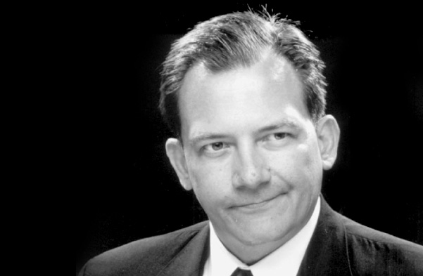 Avokati sqaron procedurat: Si mund të merrni shtetësinë amerikane përmes prindit