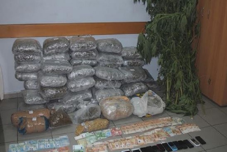 Goditet banda kriminale në Greqi, 24 të arrestuar, edhe shqiptarë mes tyre