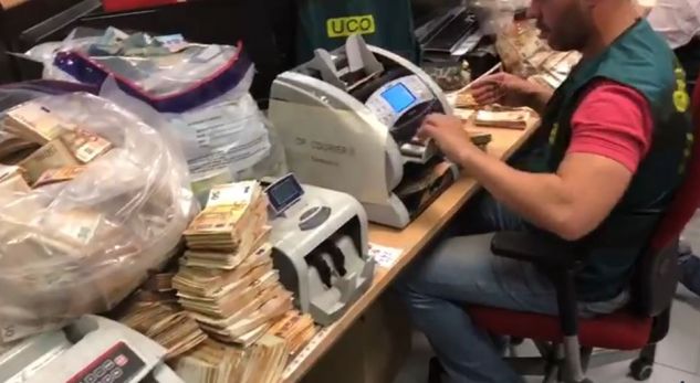 Shikoni si numëron policia 8 milion euro të sekuestruara