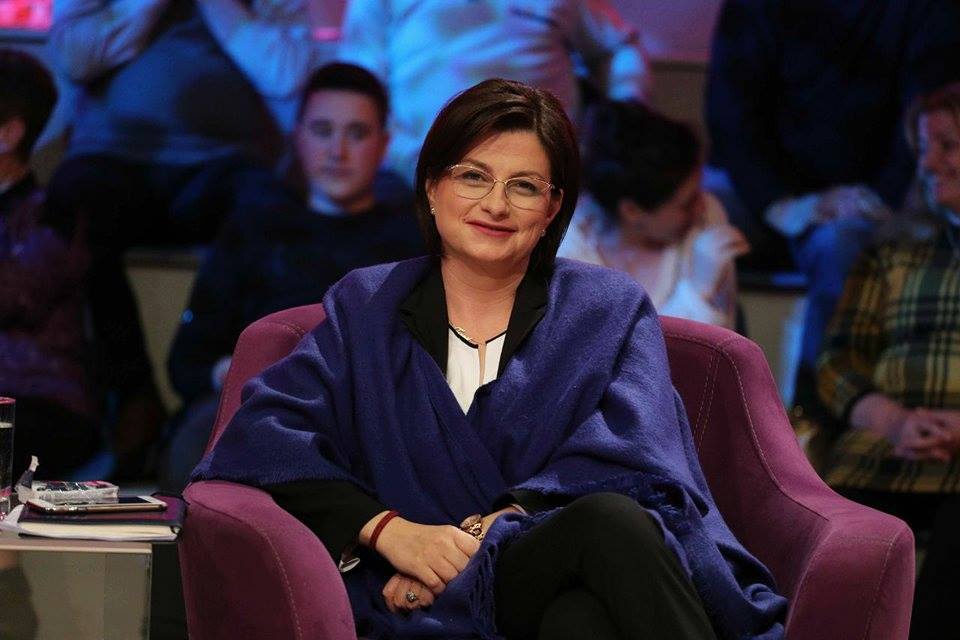 I ati lavdëroi Edi Ramën, deputetja demokrate e Durrësit sqaron të vërtetën e videos