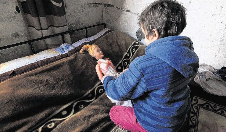 Qindra familje shqiptare të prekura nga gjakmarrja, ndër ta edhe durrsakët