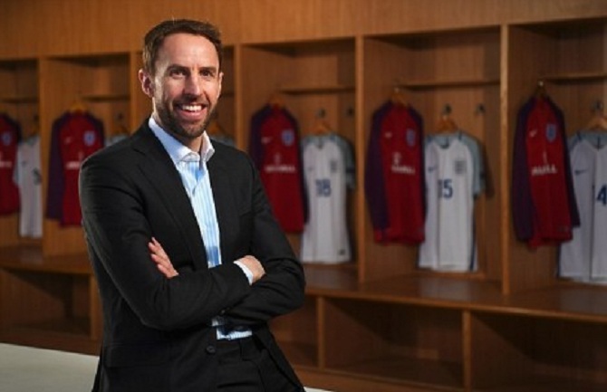 Kërkesa e çuditshme e trajnerit të Anglisë, do arbitër aziatik në miqësoren ndaj Kosta Rikës