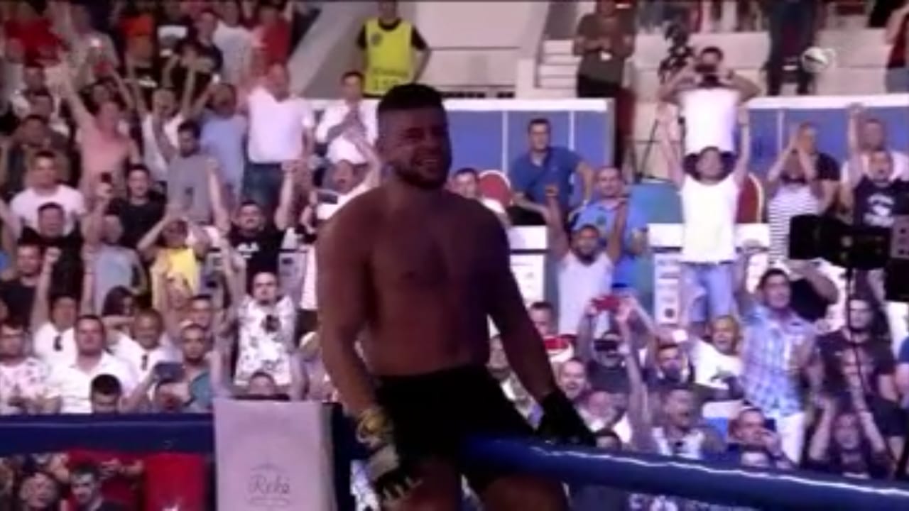 Florian Marku thyen serbin për 90 sekonda