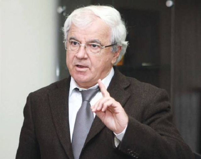 600 mijë refugjatë sirianë në Shqipëri? Ngjela: Ngrihuni dhe rrëzoni Ramën!