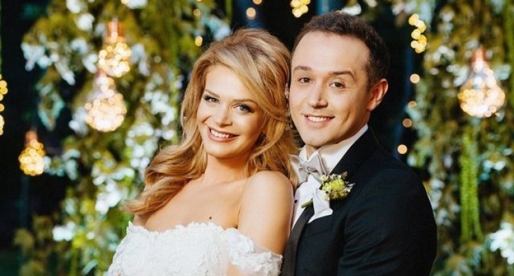 Si do e përballojë ndarjen nga Orinda.. Turi flet për kalimin në Klan, pagën dhe risitë