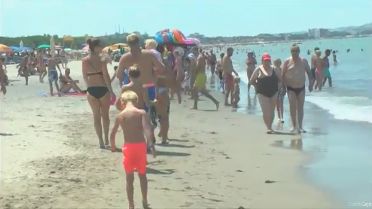 Numri i turistëve bie me 13% në 5 mujor!