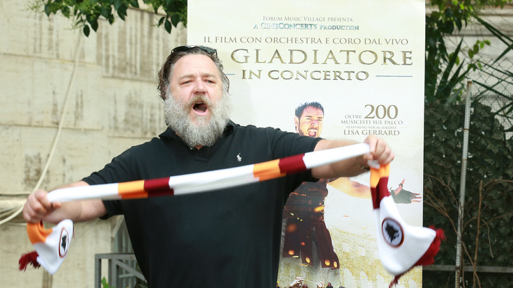 Russell Crow, “Gladiatori” thërret: “Forca Roma”!