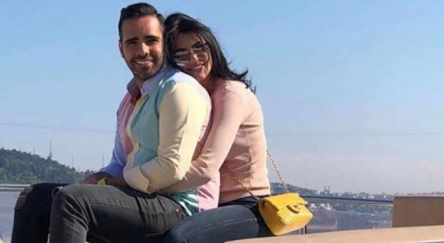 Pas ndarjes nga miliarderi, këngëtarja shqiptare largohet nga Stambolli