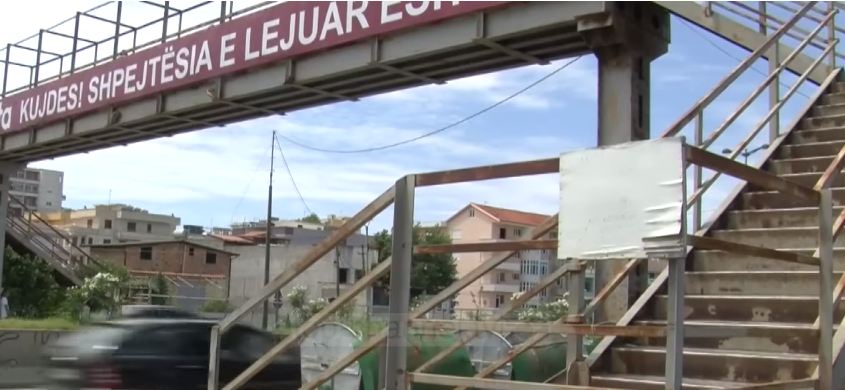 Mbikalimi i vdekjes në Durrës