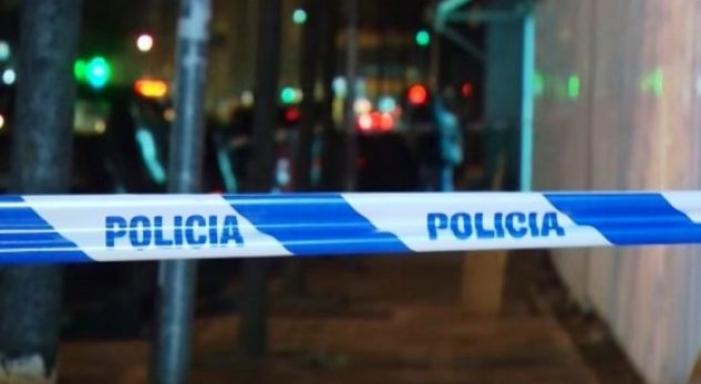 I moshuari bie nga lartësia, gjen vdekjen e menjëhershme